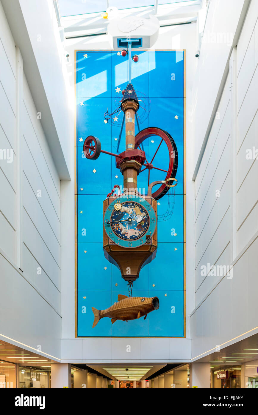 The Wishing Fish Clock is a mechanical clock in Cheltenham's Regent