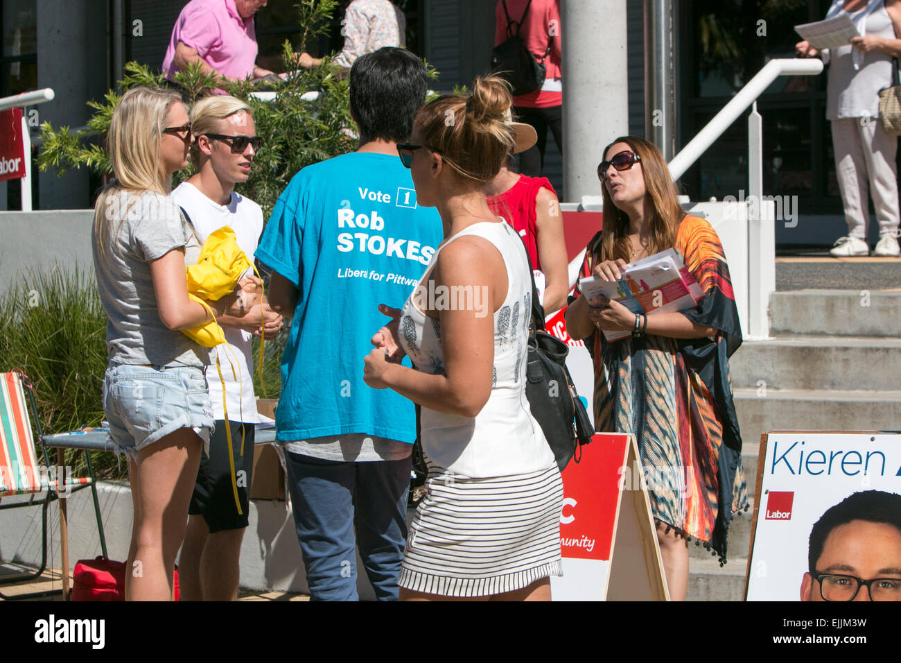 Sydney, Australia. 28th Mar, 2015. NSW State Election, Residents of Pittwater Sydney voting in the New South Wales State Election, won by liberals nationals coalition, march 2015 Stock Photo