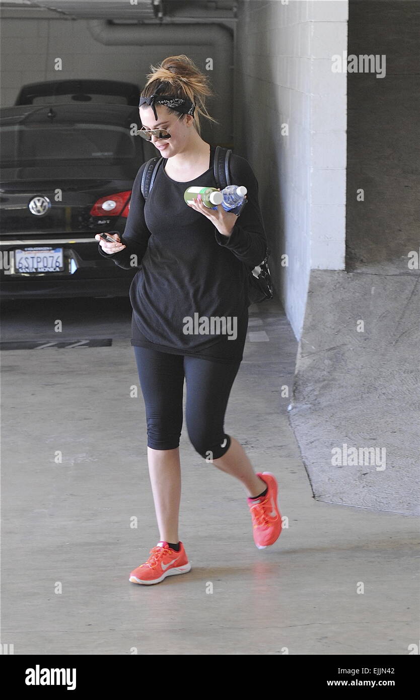 Khloe Kardashian Los Angeles November 17, 2023 – Star Style