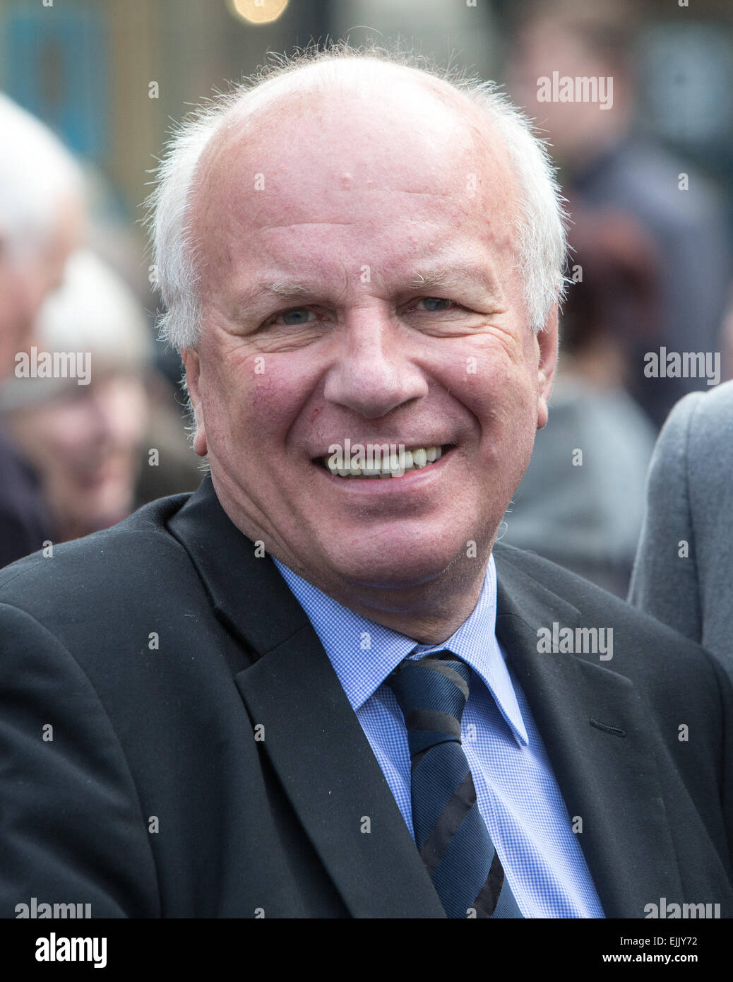 Greg Dyke leaves Westminster Abbey after the memorial service for Sir Richard Attenborough Stock Photo