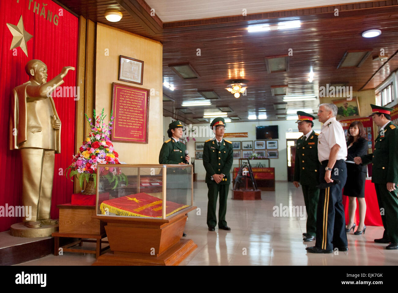 Chief of Staff of the US Army, Gen. George W. Casey Jr., is shown a ...