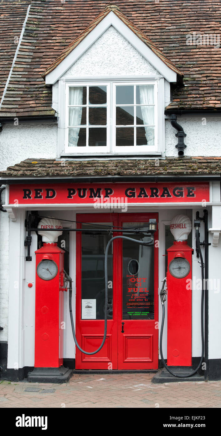 Red Pump Garage. Great Missenden, Buckinghamshire, England. Inspiration for the garage in Danny, The Champion of the World book by Roald Dahl Stock Photo