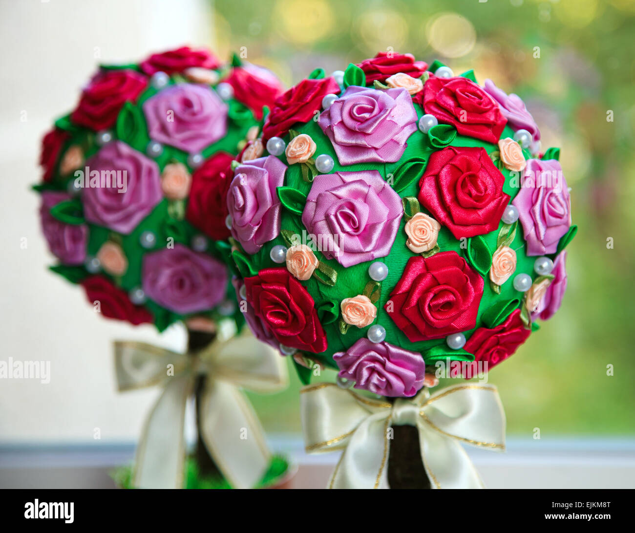 Black rose tree trees hi-res stock photography and images - Alamy