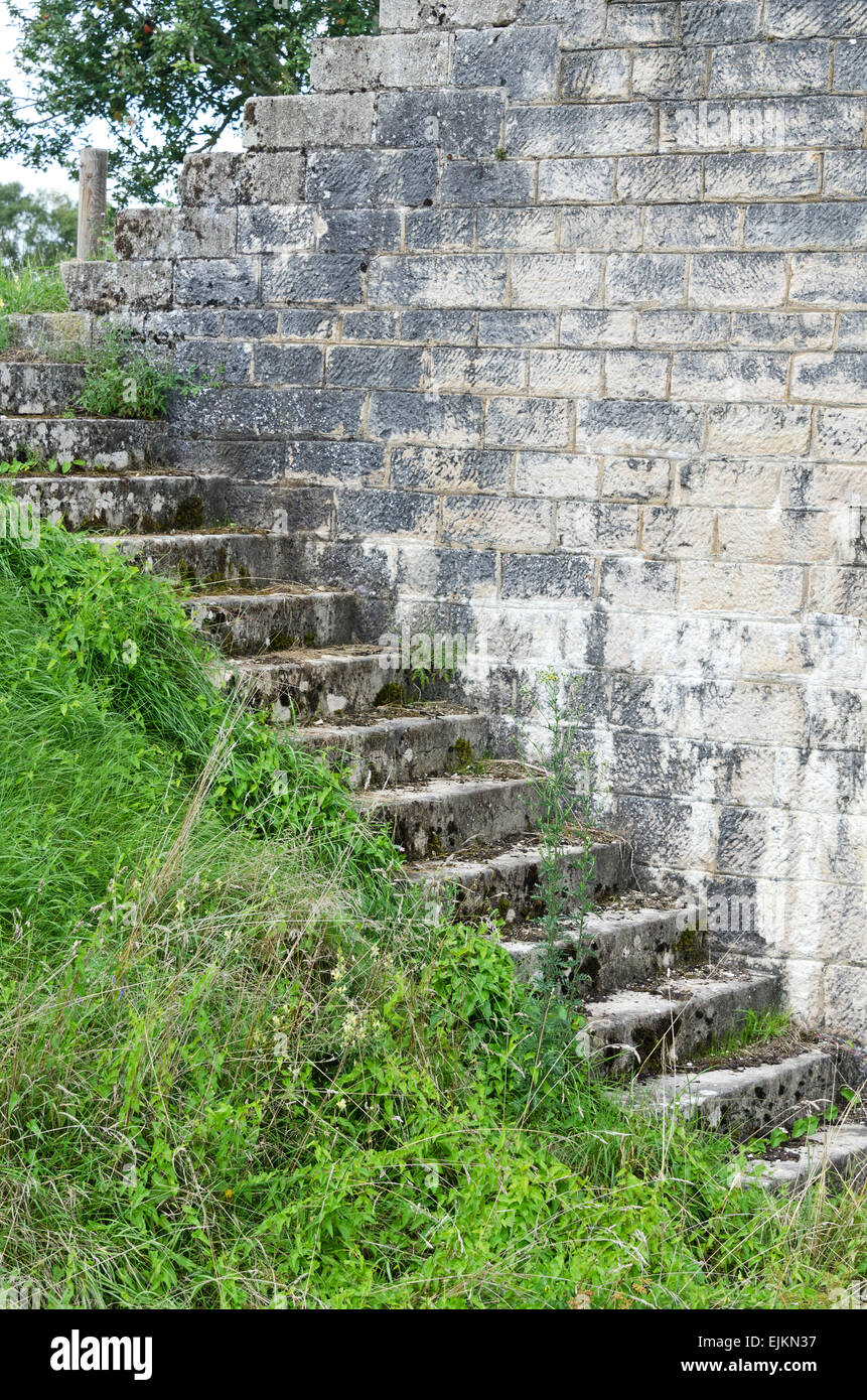 An old flight of stone steps at an historic lock on the Canal du Centre near Rully, Burgundy, France. Stock Photo