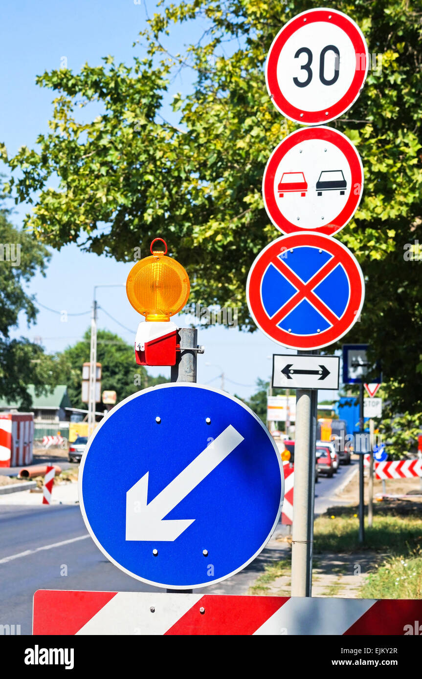 Blank yellow blue road signs hi-res stock photography and images - Alamy