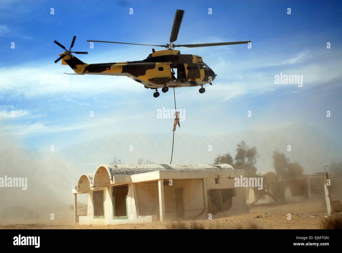 Military helicopter kuwait hi-res stock photography and images - Alamy