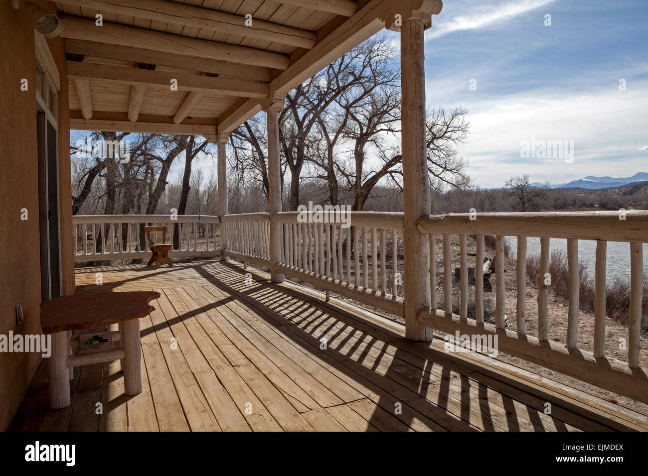 Veranda railing hi-res stock photography and images - Alamy