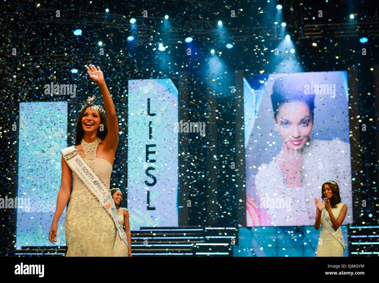 Sun City South Africa 29th Mar 2015 The First Prize Winner Liesl Laurie Waves To The Spectators During The Miss South Africa 2015 Pageant And Celebration In Sun City South Africa On