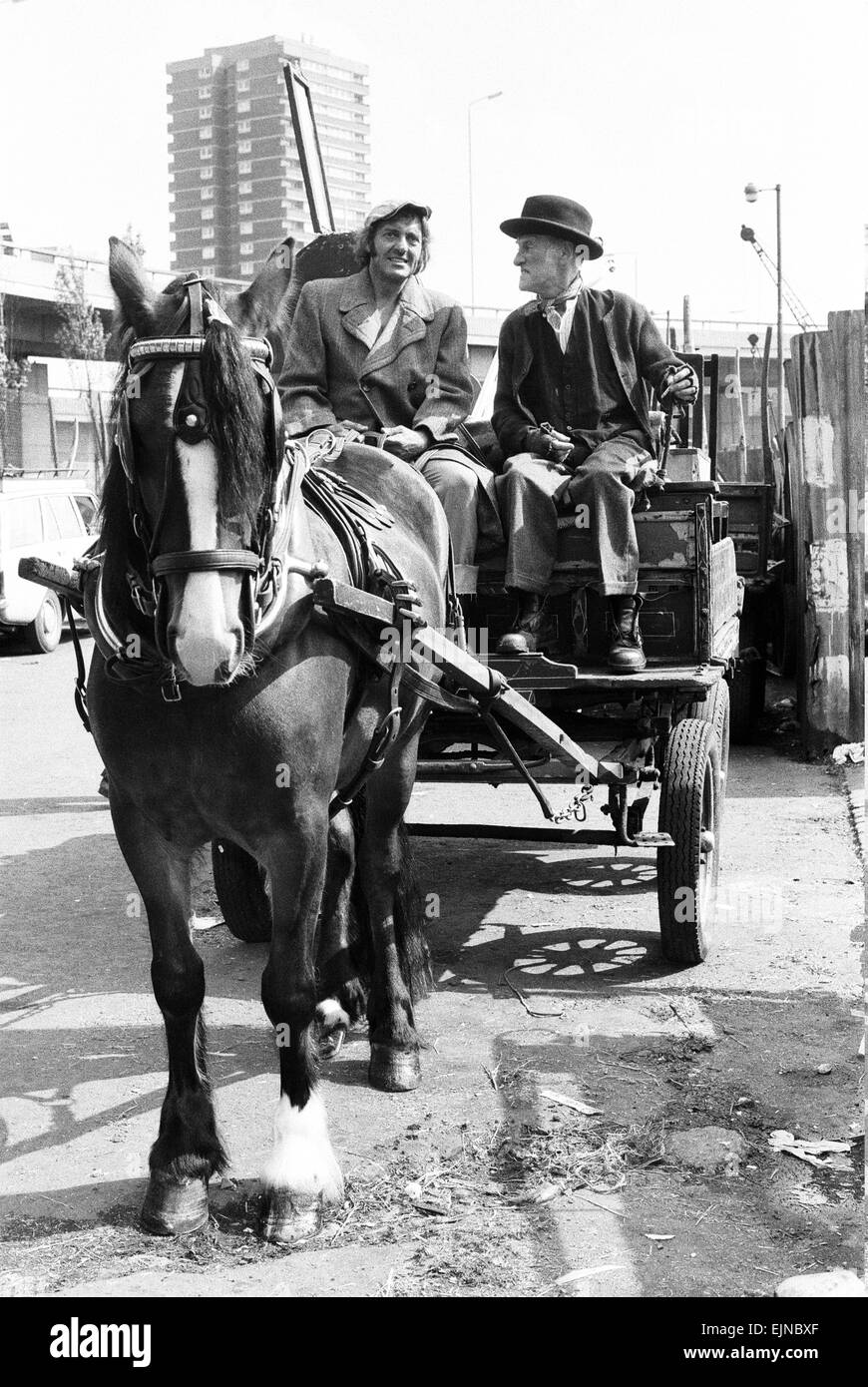 Steptoe and Son actors enjoy a pint in local pub, during break in filming of the BBC Comedy Series, Shepherds Bush, London, 20th August 1974. Actors : Wildred Brambell whp plays Albert Steptoe & Harry H Corbett his son Harold Steptoe. Stock Photo