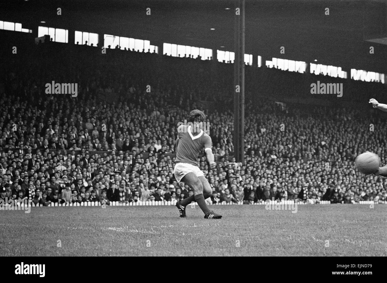 Best football photos Black and White Stock Photos & Images Alamy