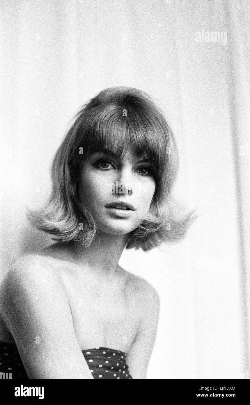 Jean shrimpton 1963 Black and White Stock Photos & Images Alamy