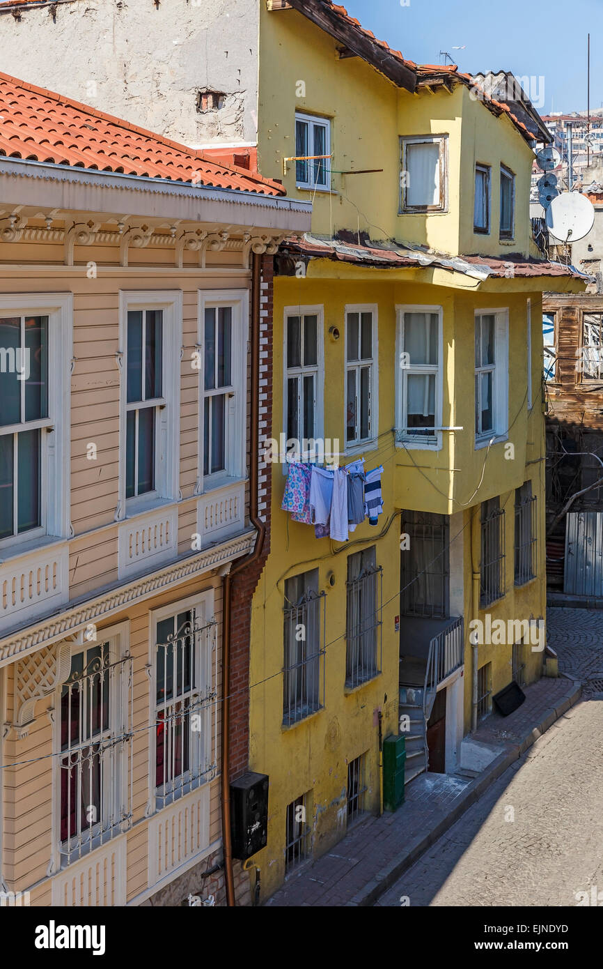 Old houses in istanbul hi-res stock photography and images - Alamy