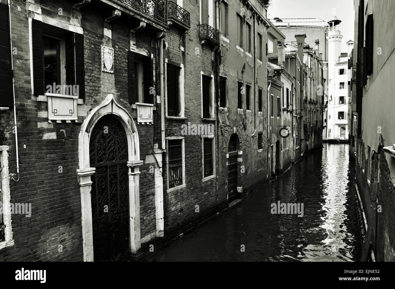 Black And White Canal High Resolution Stock Photography and Images - Alamy