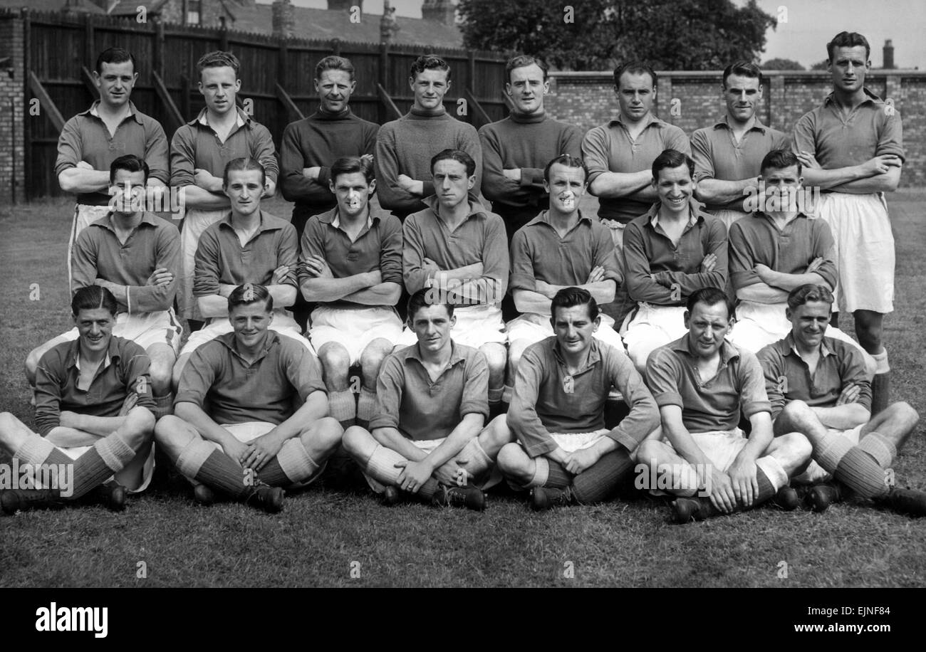 Everton players pose for a group photograph, October 1950. Back row LR David Falder, Tommy