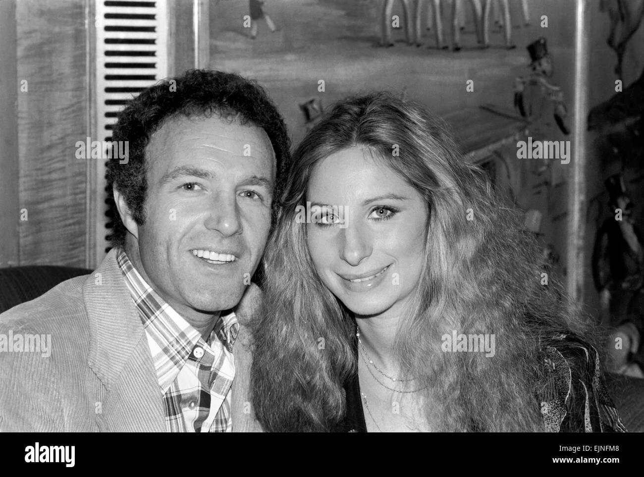 A Press Conference was held today at the Dorchester Hotel in London in which Barbara Streisand and James Caan, the stars of the Royal Performance film 'Funny Lady' were present. 16th March 1975. Stock Photo