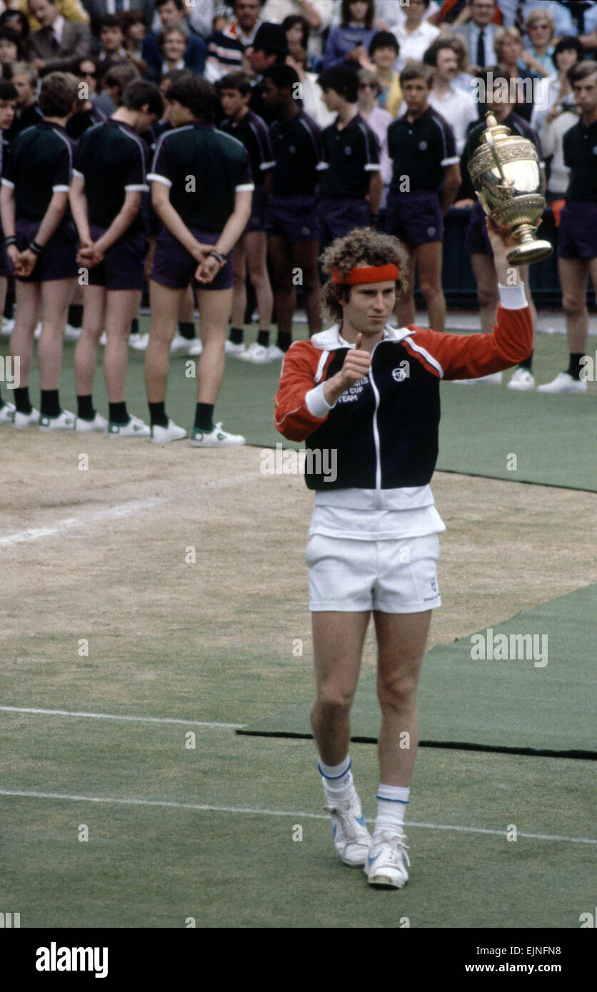 Wimbledon Final 1981. John McEnroe v Bjorn Borg. 4th July 1981. *** Local  Caption *** watscan - - 19/04/2010 Stock Photo - Alamy