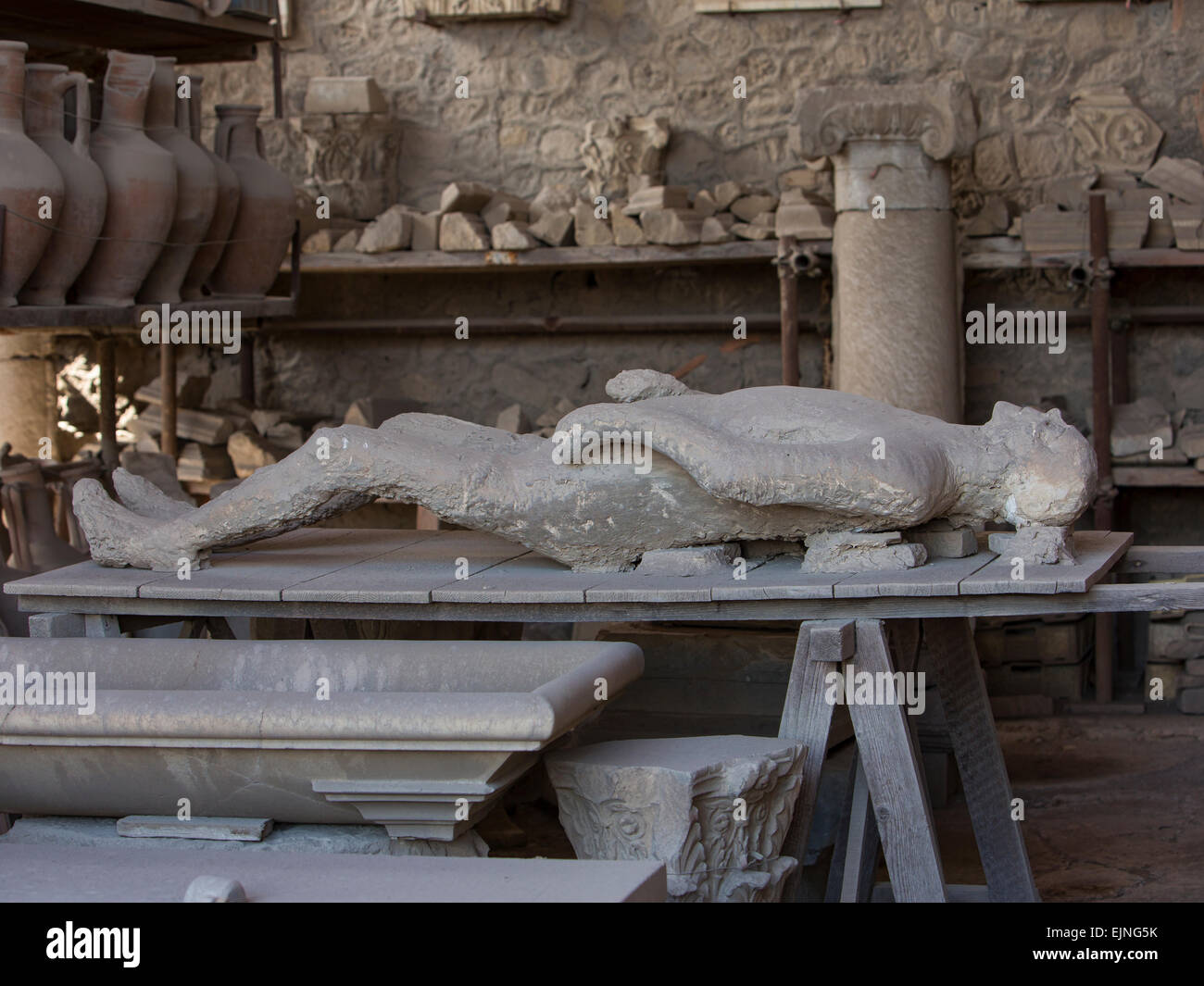 Pompeii, Naples, Italy dead man killed during eruption Stock Photo Alamy