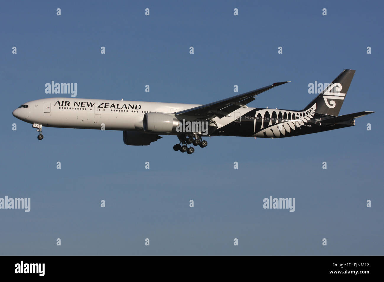 Air new zealand 777 hi-res stock photography and images - Alamy