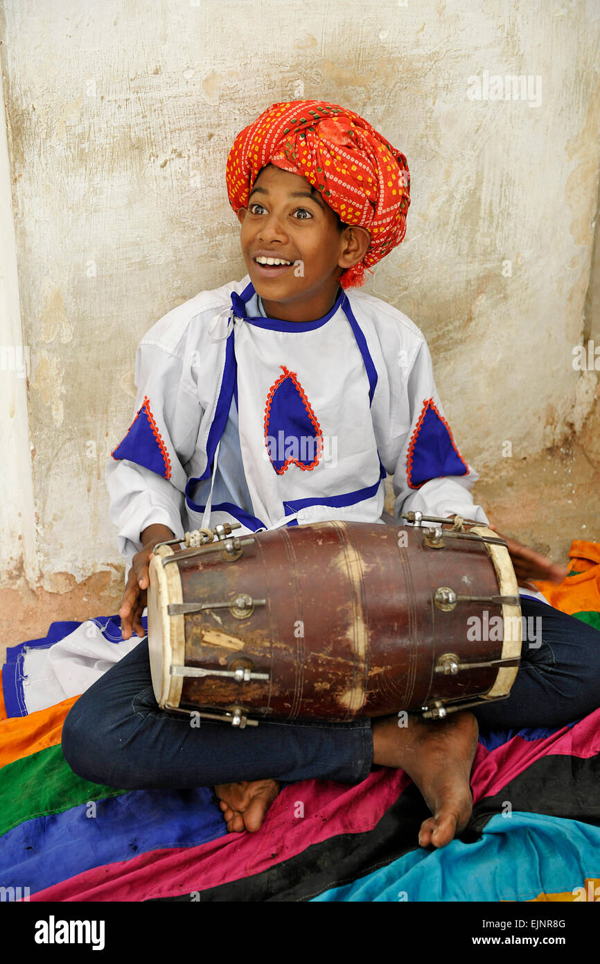 Young singer/musician/busker at The Amber Fort & Palace Jaipur Rajasthan India Stock Photo