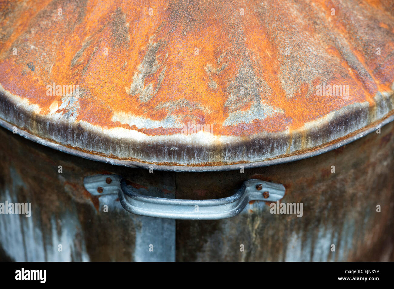 Old Metal rusty dustbin Stock Photo Alamy