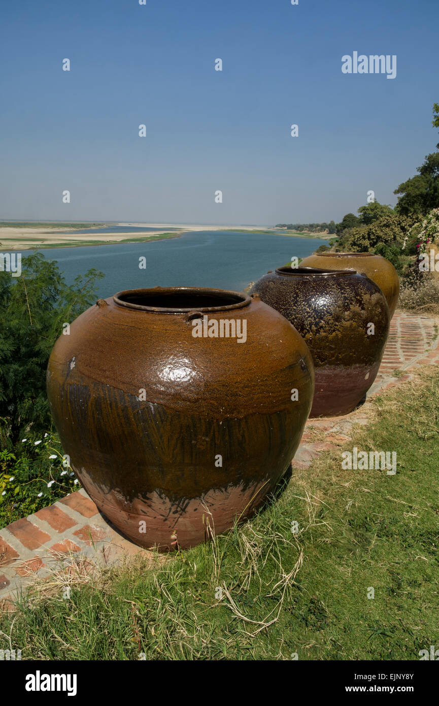 Pots, water storage jars Stock Photo Alamy