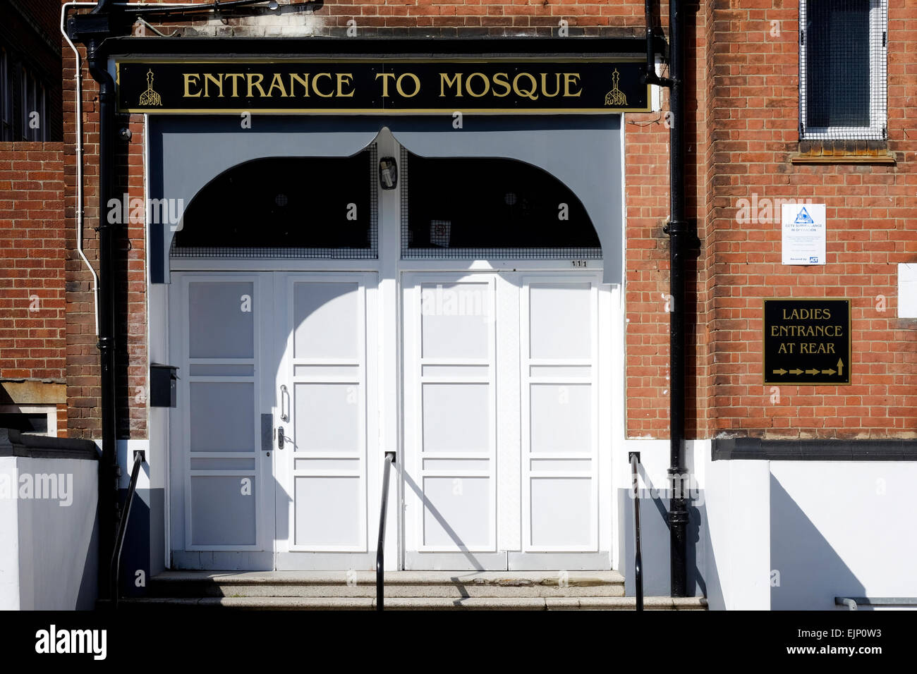 Sign mens entrance muslim mosque hires stock photography and images Alamy Sign mens entrance muslim mosque hires stock photography and images Alamy