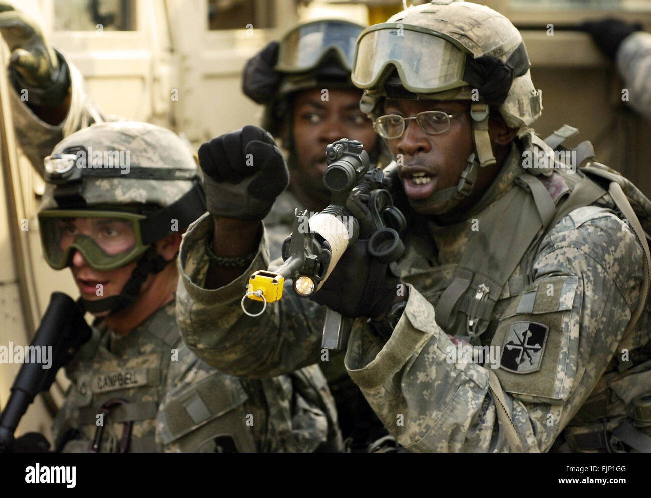 U.S. Army Soldiers from Charlie and Delta Company, 1st Battalion