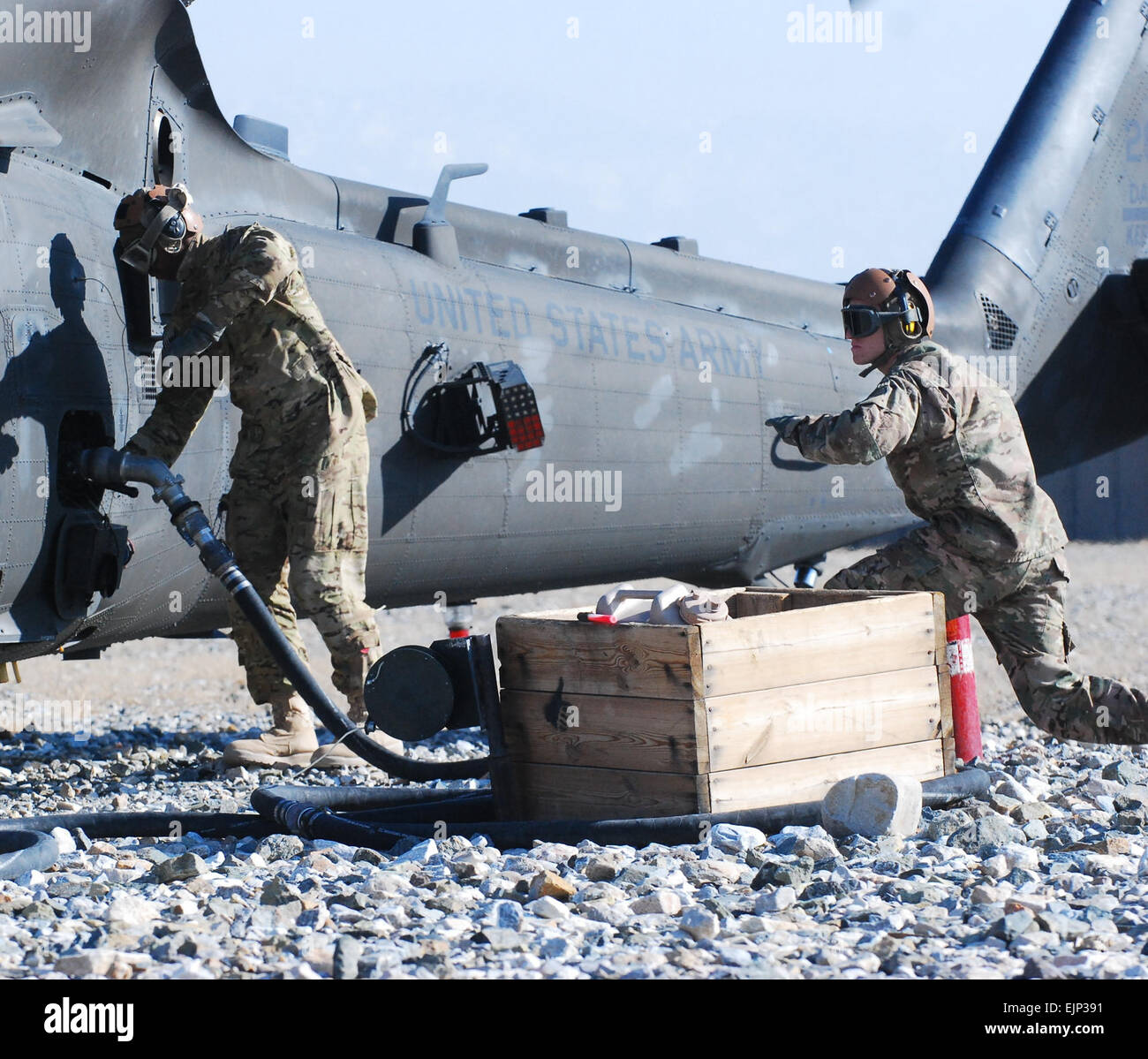 U S Soldier Right 2nd Battalion High Resolution Stock Photography And ...