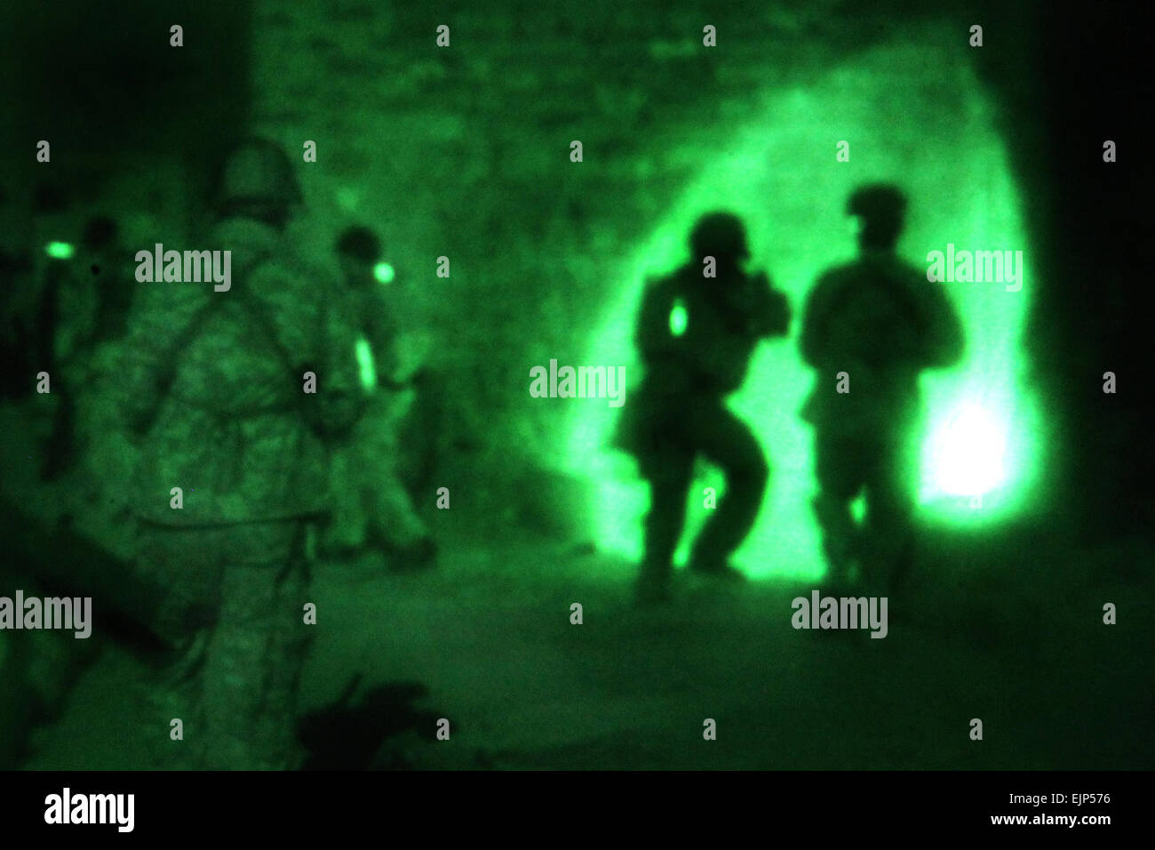Afghanistan night vision hires stock photography and images Alamy