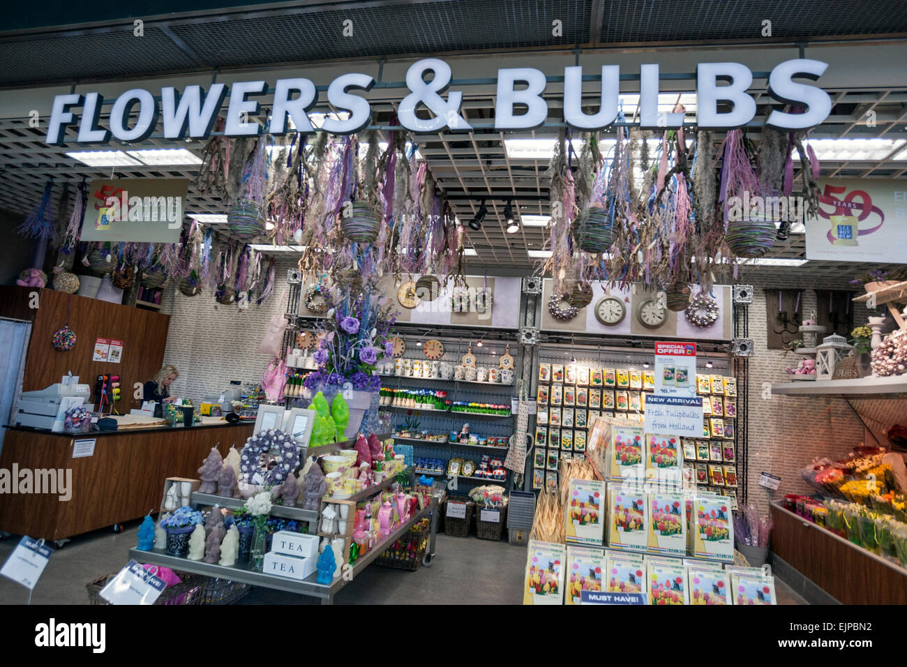 Flowers and bulbs shop in Amsterdam Airport Schiphol Stock Photo Alamy