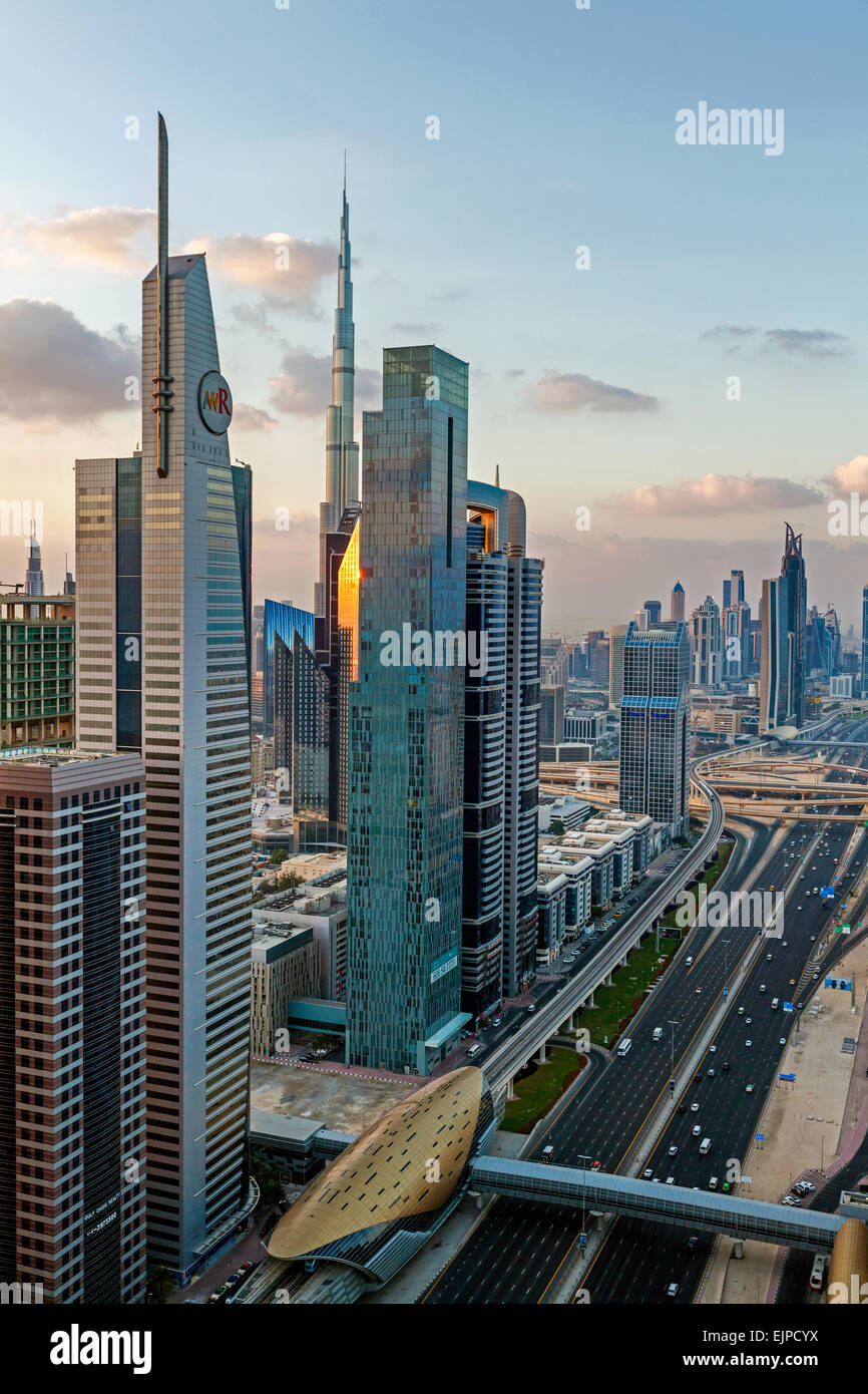 Dubai, UAE, new high rise buildings and traffic on Sheikh Zayed Rd Stock Photo