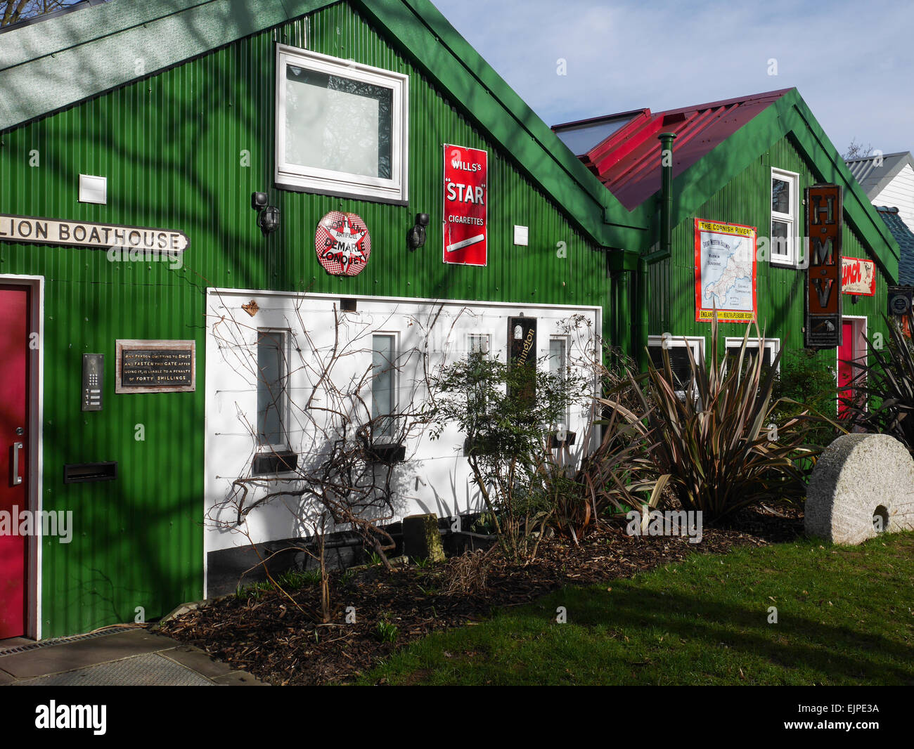 Lion Boathouse, Eel Pie Island, Twickenham, London Stock Photo Alamy