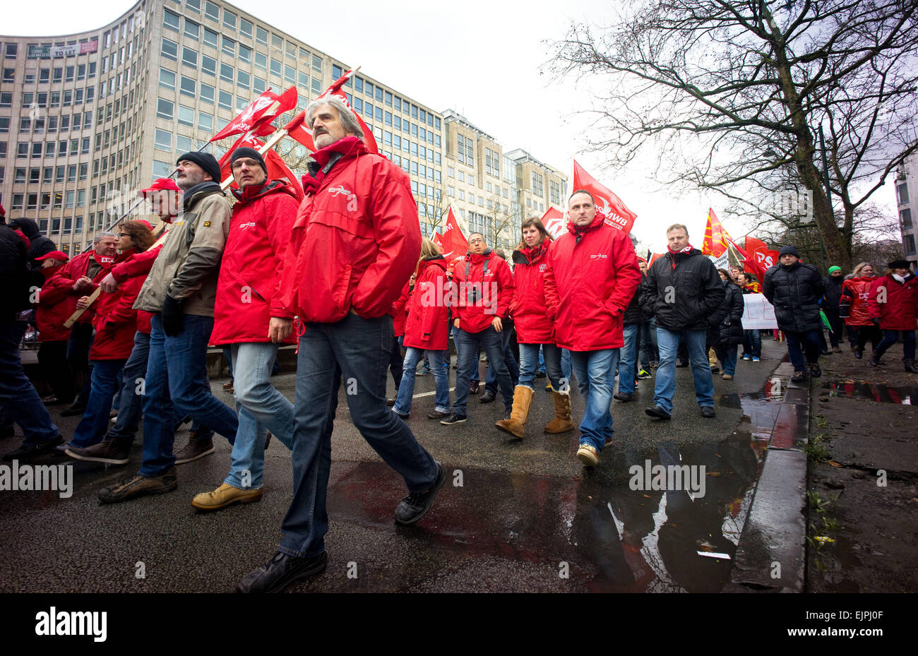 Brussels, Belgium. 30th Mar, 2015. Thousands took part in anti austerity demonstration organized by multiple workers' unions and political parties. Clash broke out as members of 'LCR' (Revolutionary Communist League of Belgium) tries to take over the stage. Credit:  Geovien So/Pacific Press/Alamy Live News Stock Photo