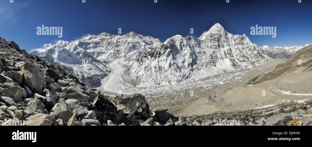 Glacial panorama hi-res stock photography and images - Alamy