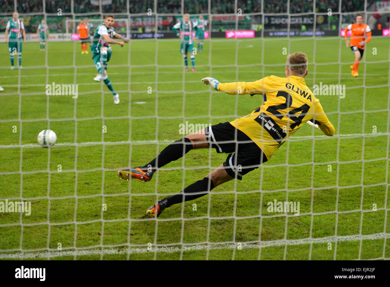 Soccer penalty kicks hi-res stock photography and images - Alamy