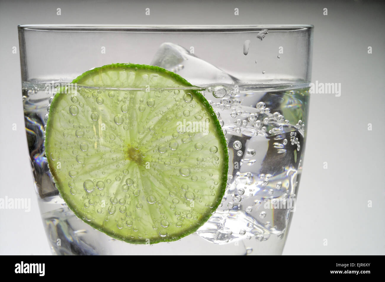 Drink fizzy lime ice hi-res stock photography and images - Alamy