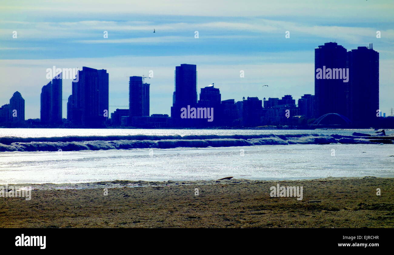 Toronto skyline from the Lake Ontario shore Stock Photo - Alamy