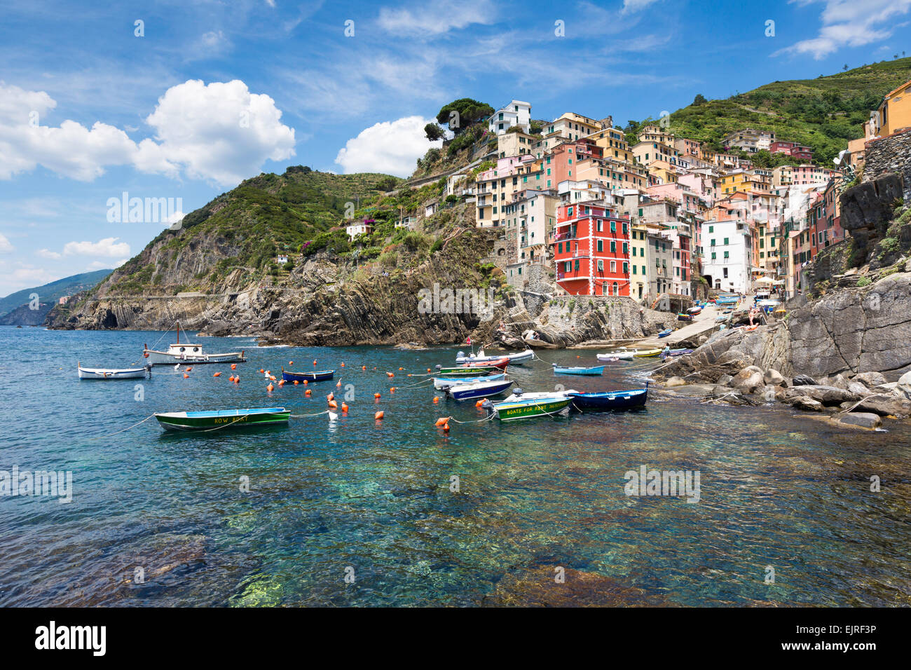 Riomaggiore clifftop village, Cinque Terre, Liguria, Italy, UNESCO World Heritage Site Stock Photo