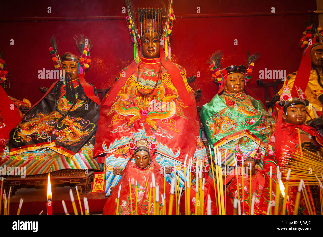 Taoist temple hi-res stock photography and images - Alamy