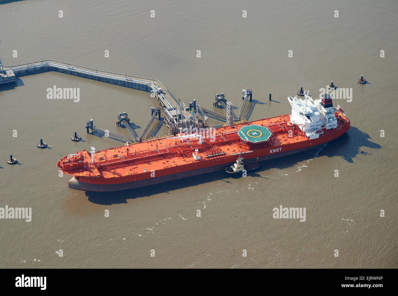 Oil Tanker unloading on the River Mersey, Ellesmere Port, North West England Stock Photo