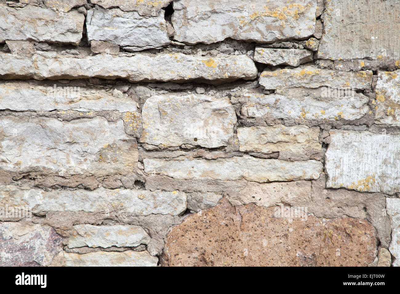 Old natural stone wall hi-res stock photography and images - Alamy