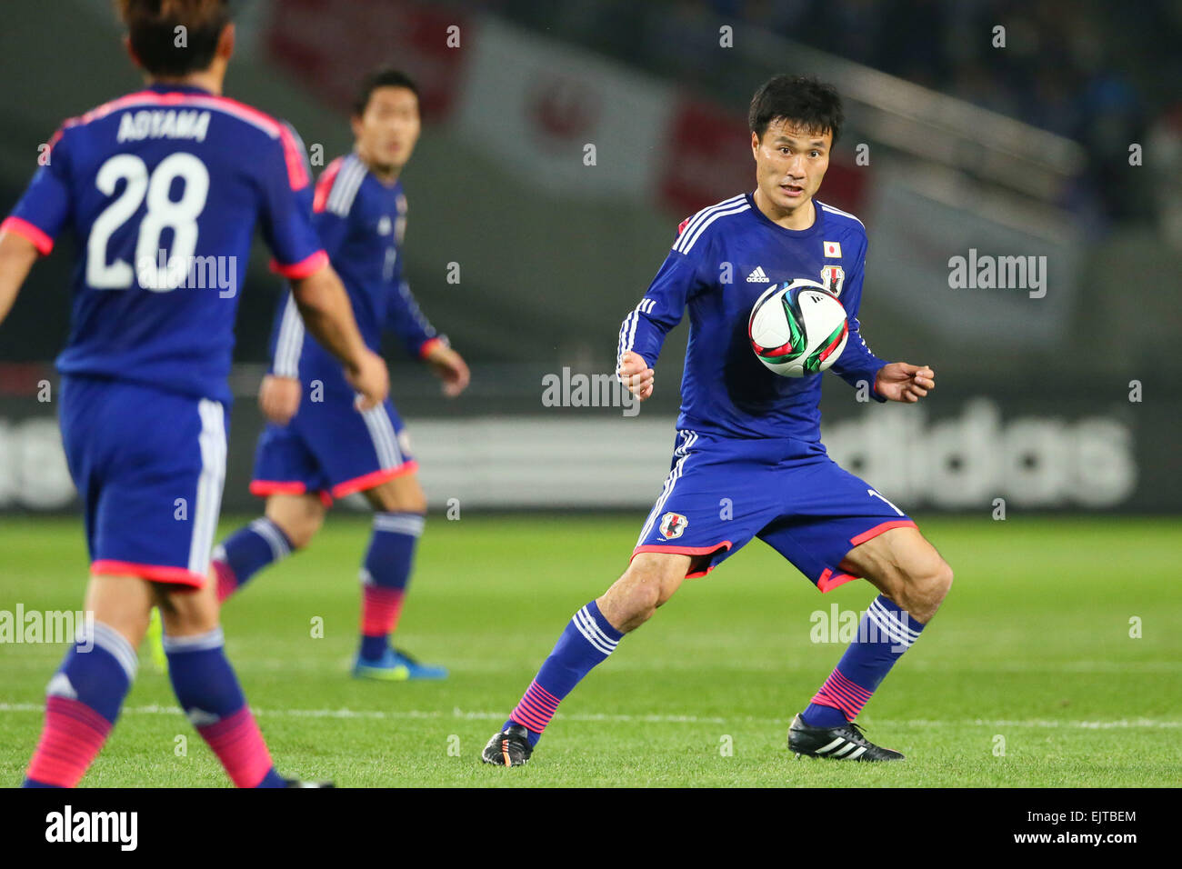 Yasuyuki Konno (JPN),  MARCH 31, 2015 - Football / Soccer :  JAL Challenge Cup 2015  match between Japan 5-1 Uzbekistan  at Ajinomoto Stadium in Tokyo, Japan.   (Photo by Yohei Osada/AFLO SPORT) Stock Photo