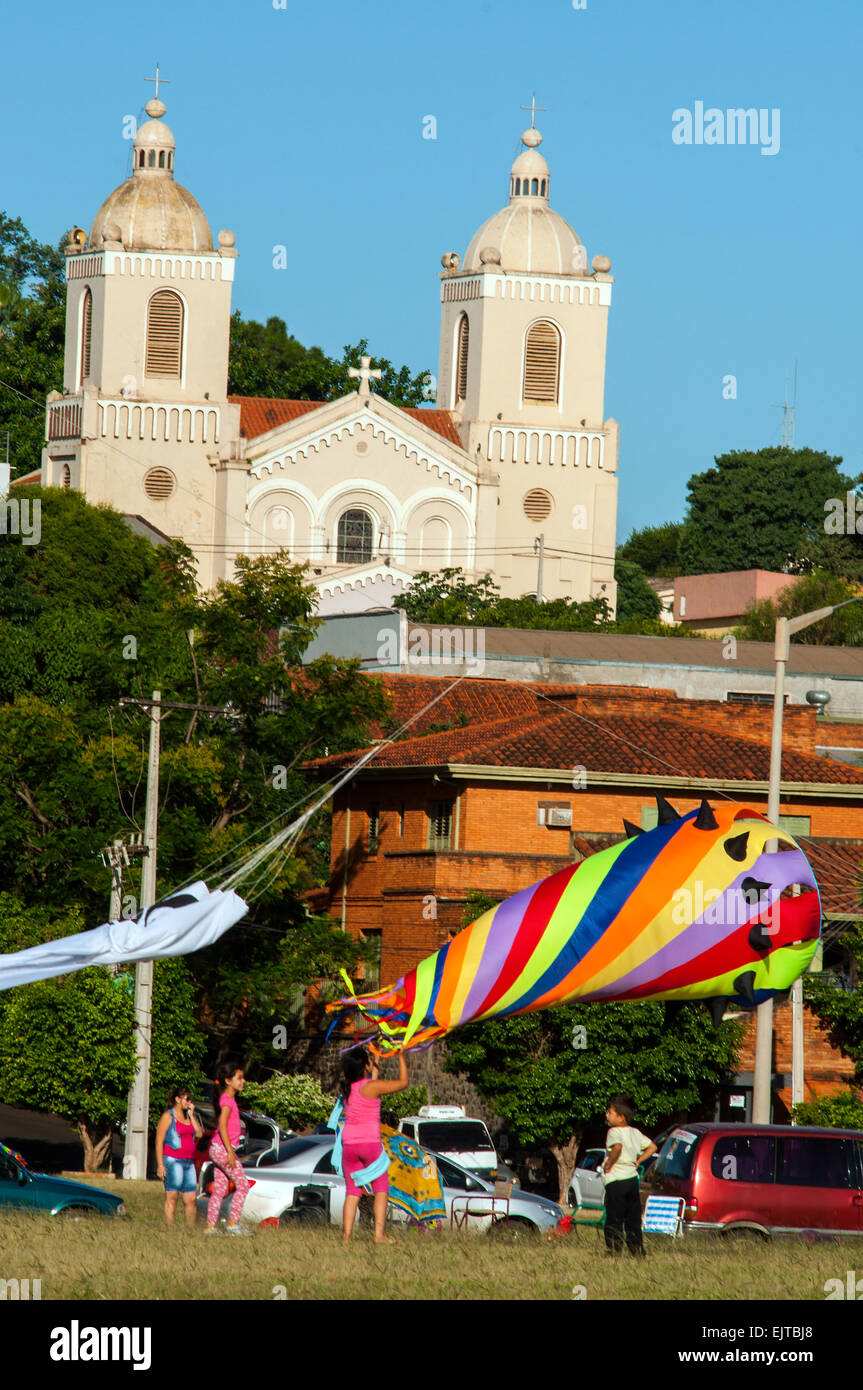 Kite flying on Playa San Jose foreshore, Encarnacion, Paraguay Stock