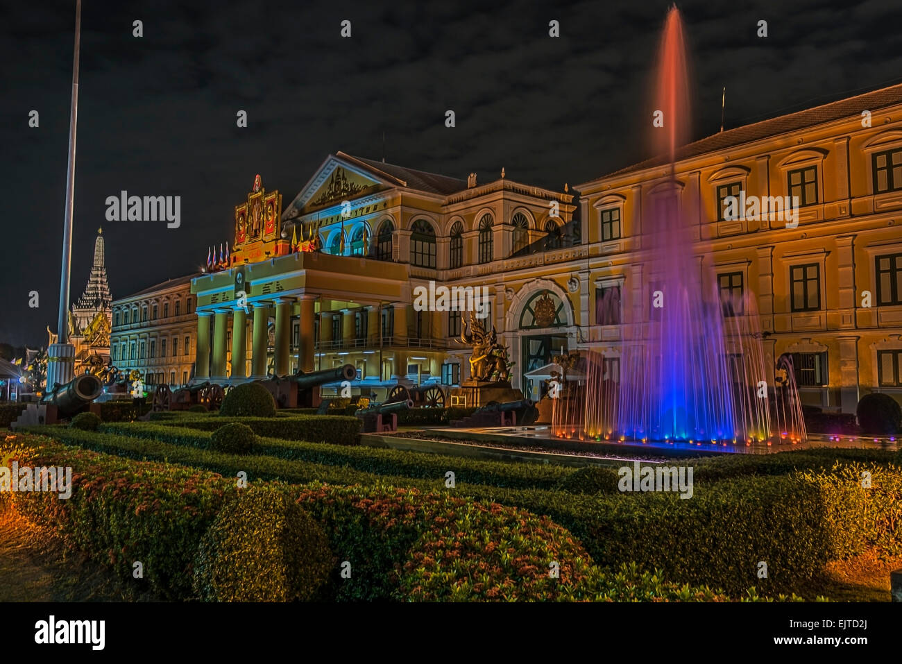 Ministry of defence thailand hi-res stock photography and images - Alamy