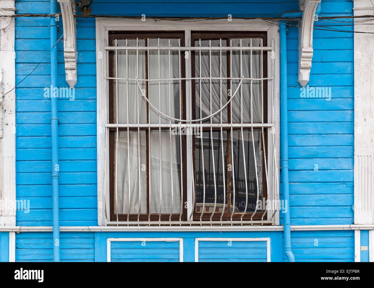 Old wooden house wall paneling and window Stock Photo - Alamy