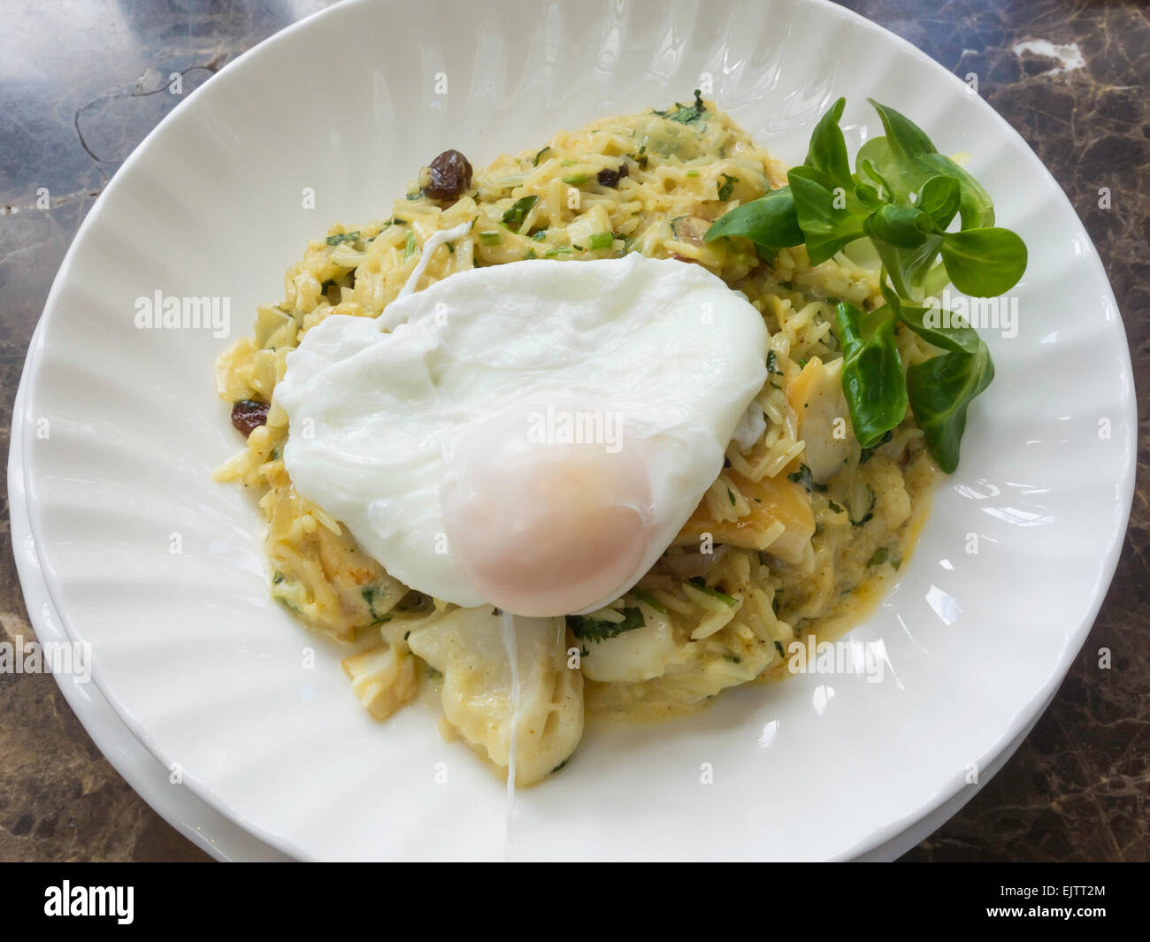 Smoked haddock egg hires stock photography and images Alamy