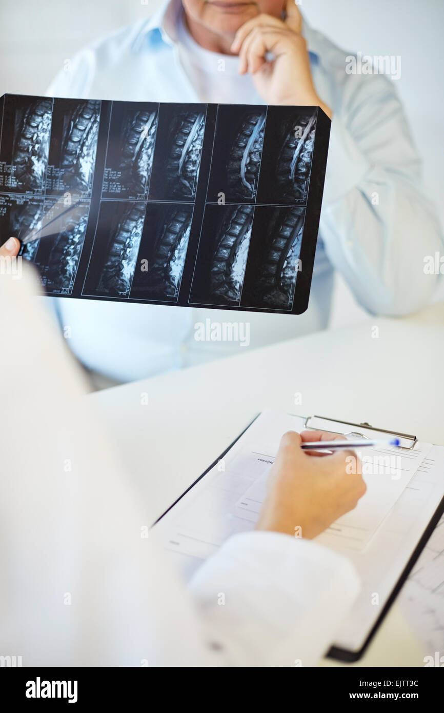 Patient doctor x ray hi-res stock photography and images - Alamy