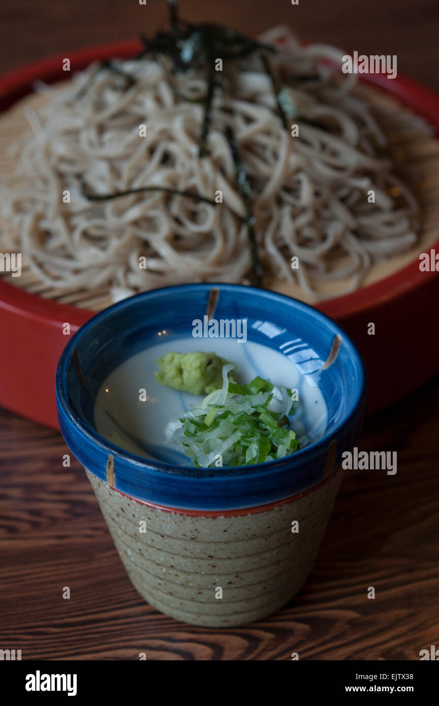 Zaru soba - chilled soba noodles served with a cool dipping sauce, perfect for summer months - served in a restaurant in Nagano. Stock Photo