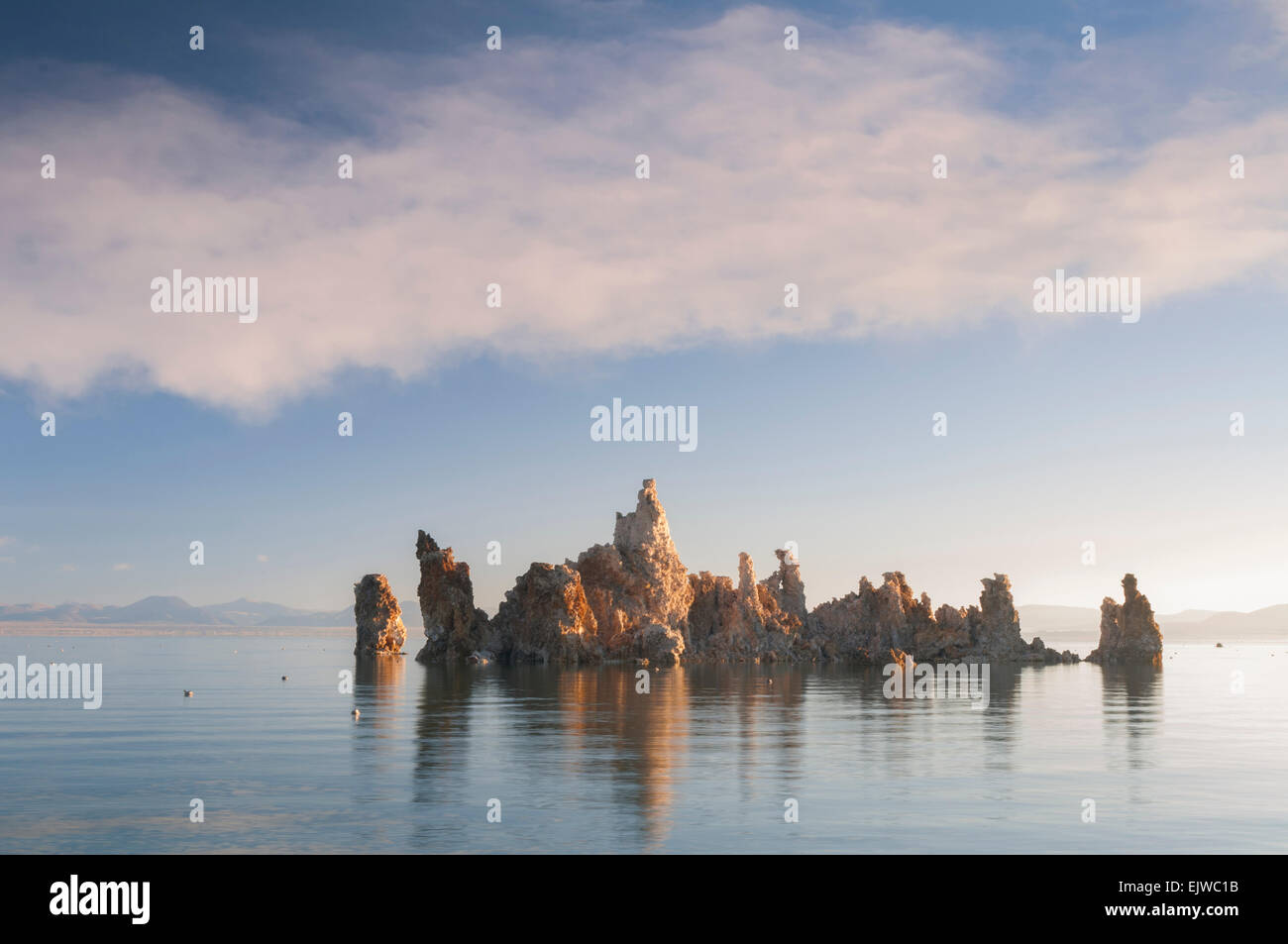 Sky and rock formation hi-res stock photography and images - Alamy