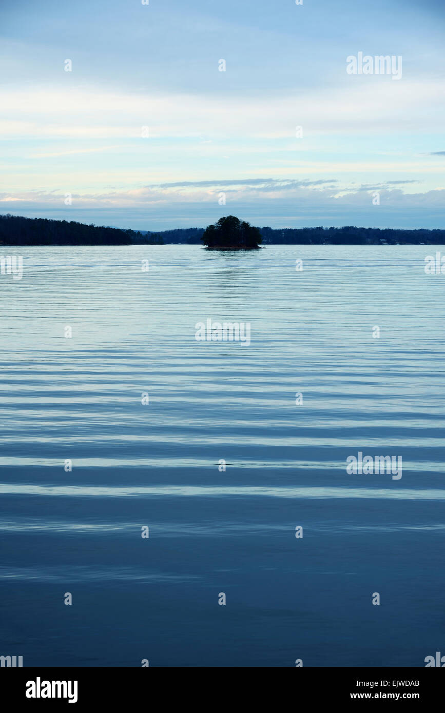 USA, Georgia, Lake Lanier, Ripple pattern on lake Stock Photo - Alamy